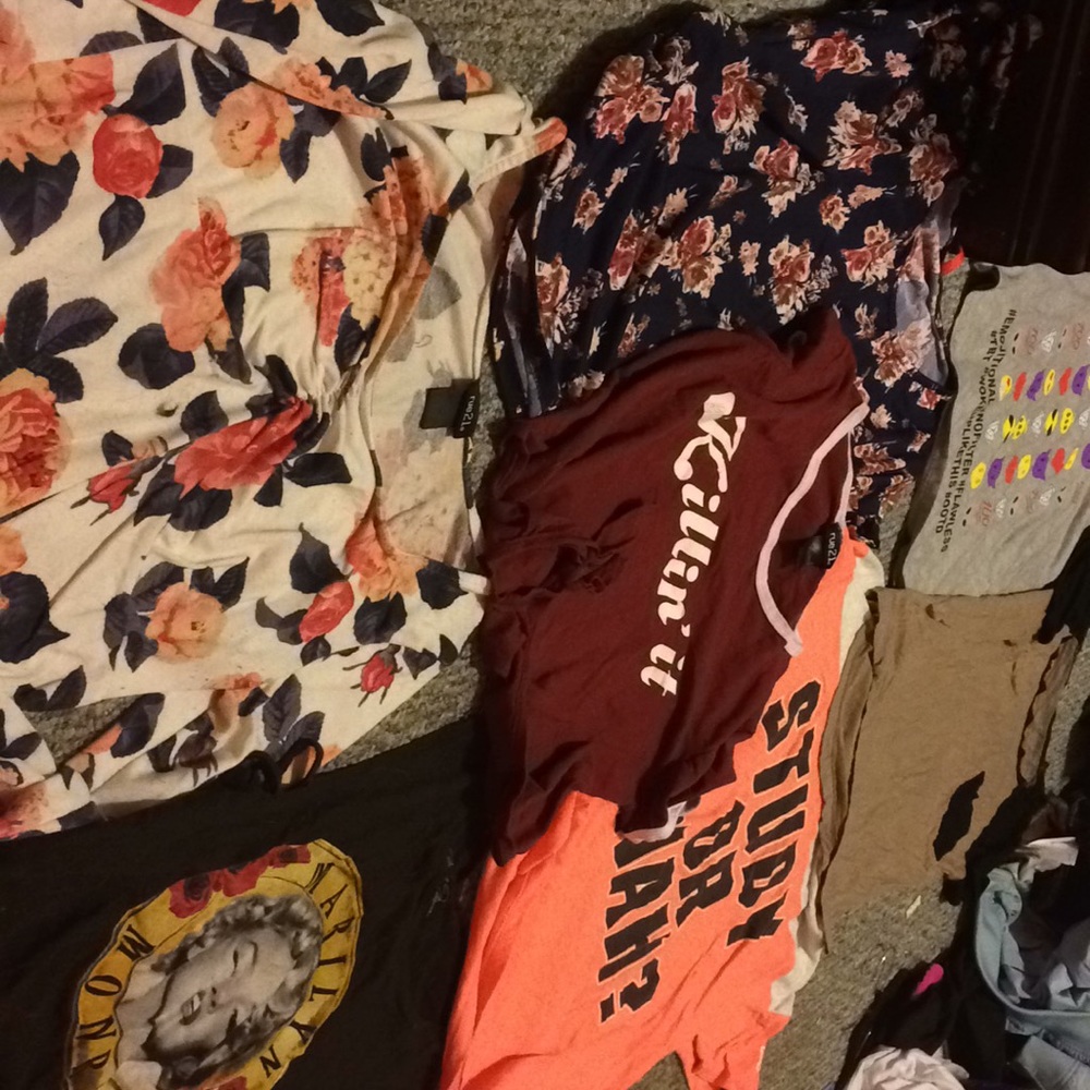 RUE 21 CLOTHES LOT